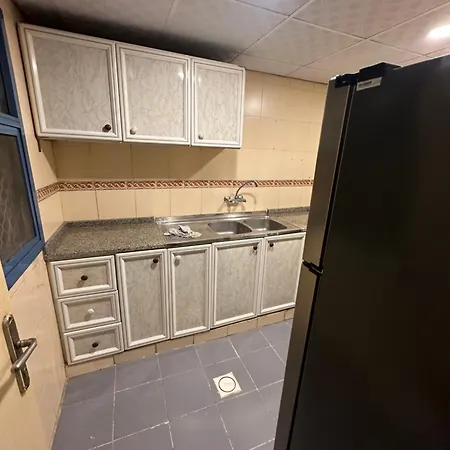 2Bhk Fully Furnished Apartment - Sharjah Exterior photo